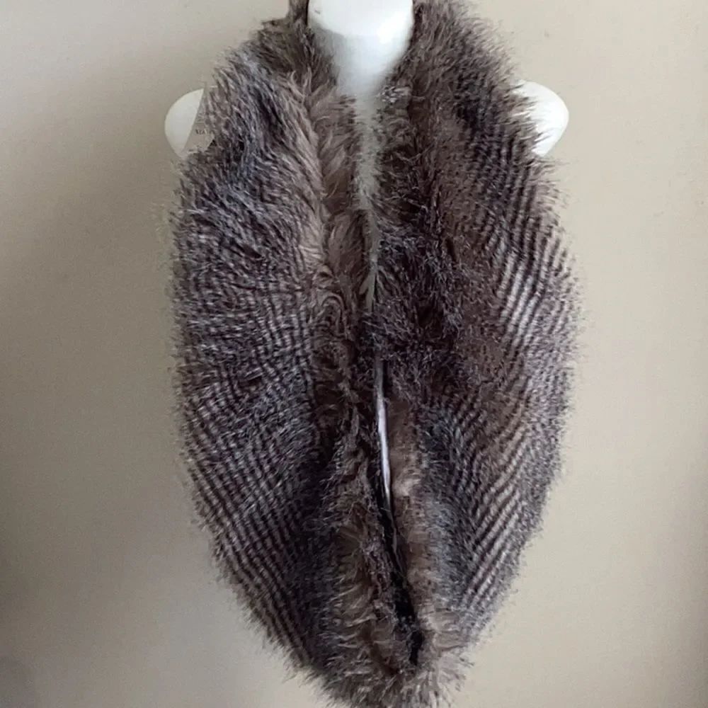 Ann Taylor Faux Fur Scarf O/S